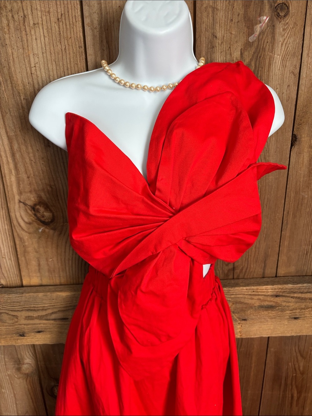 Red One-Shoulder Midi Dress with Front Knot - Picture 4 of 8
